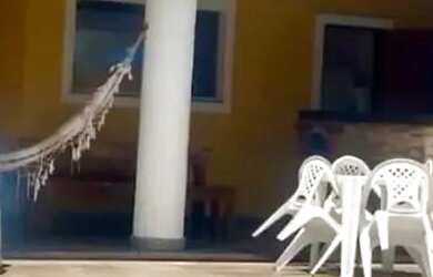 Imagem: A casa em condomínio à venda possui 5 Dormitórios, 5 Banheiros