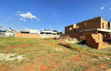 Imagem 2: Terreno a venda no Condomínio Royal Garden no bairro Pq Brasil 500 em...