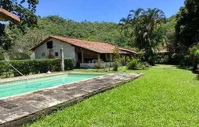 Imagem: A chácara possui 5.000m² de Área e está localizado em Tinguí