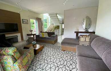 Imagem 4: Imóvel para aluguel possui 380 metros quadrados com 4 quartos em Engordadouro...