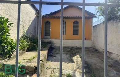 Imagem: O terreno possui 500m² de Área e está localizado em Vila