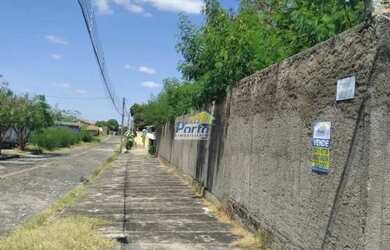 Imagem: O terreno possui 900m² de Área e está localizado em Morada