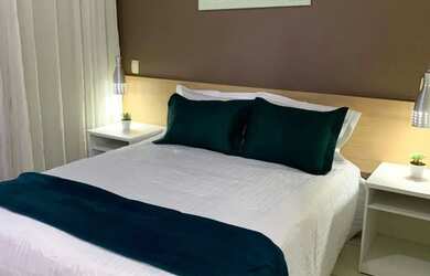 Imagem: O apartamento possui 1 Dormitório, 1 Banheiro, 1 Vaga na garagem