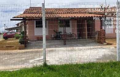 Imagem: A casa possui 2 Dormitórios, 1 Banheiro, 1 Vaga na garagem