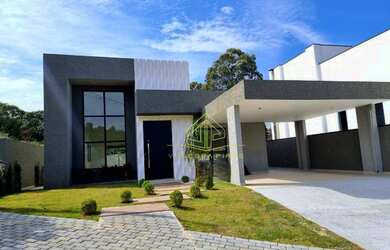 Imagem: A casa em condomínio possui 3 Dormitórios, 4 Banheiros, 4