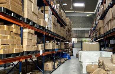 Imagem 4: Galpão/Depósito/Armazém para aluguel e venda com 550 metros quadrados