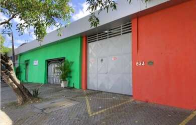 Imagem 1: Galpão/Depósito/Armazém para aluguel e venda com 550 metros quadrados