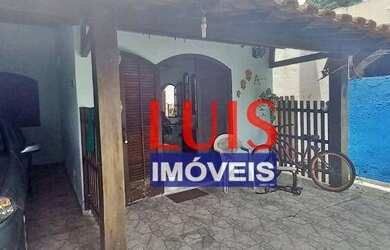 Imagem: A casa possui 3 Dormitórios, 3 Banheiros, 1 Vaga na garagem