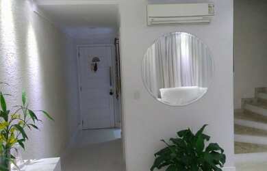 Imagem: A casa em condomínio possui 3 Dormitórios, 3 Banheiros, 2