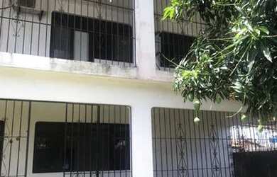 Imagem: A casa possui 5 Dormitórios, 5 Banheiros, 2 Vagas na garagem