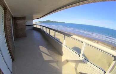 Imagem: O apartamento possui 3 Dormitórios, 5 Banheiros, 2 Vagas na