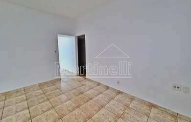 Imagem: A casa possui 4 Dormitórios, 3 Banheiros, 3 Vagas na garagem