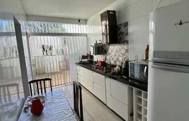 Imagem 12: Vendo casa na QNG. 200m² de Área, 4 Vagas na garageme5 Dormitórios