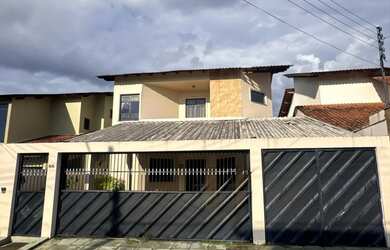 Imagem: A casa em condomínio possui 4 Dormitórios, 5 Banheiros, 4