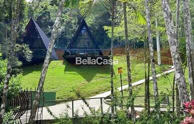 Imagem: A casa possui 2 Dormitórios, 1 Banheiro, 1 Vaga na garagem