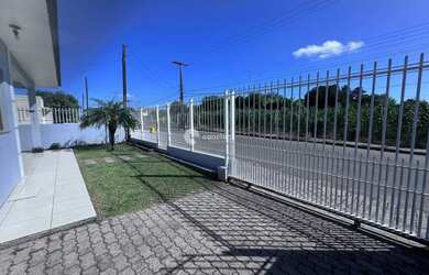 Imagem 2: Casa 3 dormitórios em Bairro Tradicional