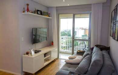 Imagem: O apartamento possui 2 Dormitórios, 1 Banheiro, 1 Vaga na garagem