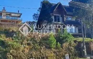 Imagem: O terreno possui 469m² de Área e está localizado em Carniel