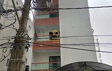 Imagem: O apartamento possui 1 Dormitório, 1 Banheiro, 1 Vaga na garagem