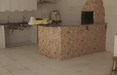 Imagem: A casa em condomínio possui 4 Dormitórios, 3 Banheiros, 2