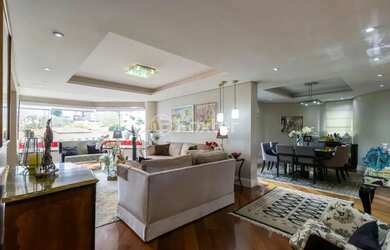 Imagem: O apartamento possui 3 Dormitórios, 3 Banheiros, 3 Vagas na