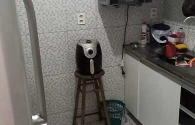 Imagem: A casa possui 2 Dormitórios, 1 Banheiro e está localizado