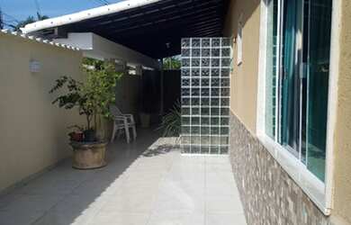 Imagem: A casa possui 2 Dormitórios, 2 Banheiros, 200m² de Área e