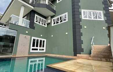 Imagem 4: Maravilhosa Casa para Venda no Condomínio Arujá 5