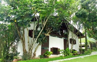 Imagem 4: Casa cinematográfica em condomínio pé na areia - Praia da Feiticeira...