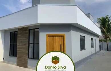 Imagem: A casa possui 3 Dormitórios, 3 Banheiros, 2 Vagas na garagem