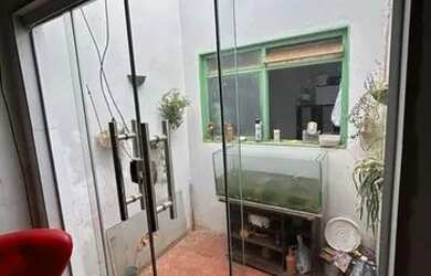 Imagem 4: Vendo casa na QNG. 200m² de Área, 4 Vagas na garageme5 Dormitórios