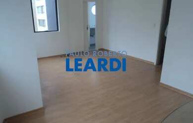 Imagem: O depósito possui 1 Vaga na garagem e 40m² de Área e está