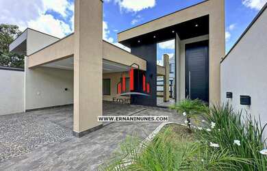 Imagem: A casa em condomínio possui 4 Dormitórios, 5 Banheiros, 4