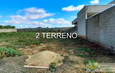 Imagem: O terreno possui 500m² de Área e está localizado em Mandaguaçu