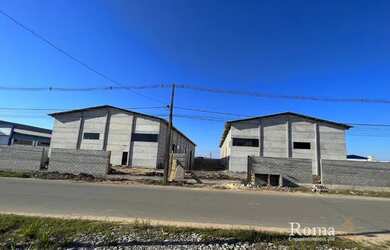 Imagem: O depósito possui 5 Vagas na garagem, 1.150m² de Área e