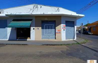 Imagem: O depósito possui 40m² de Área e está localizado em Campos