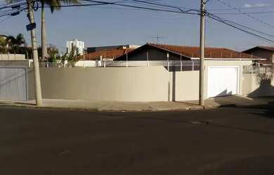 Imagem 2: CASA JD EUROPA Casa com 3 dormitórios