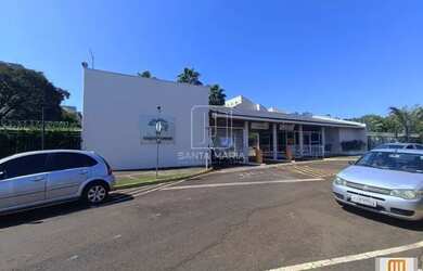 Imagem: O apartamento possui 3 Dormitórios, 1 Banheiro, 1 Vaga na garagem