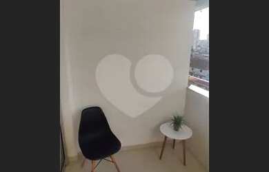 Imagem 15: Oportunidade 2 dormitórios com varanda em condomínio com lazer e piscina