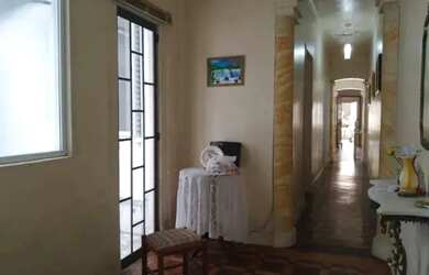 Imagem: A casa possui 2 Dormitórios, 1 Banheiro e está localizado