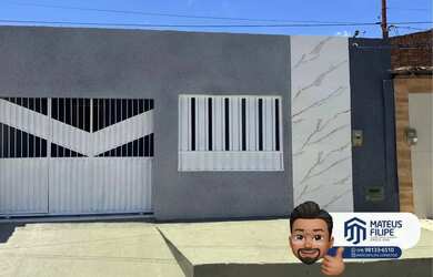 Imagem: A casa possui 3 Dormitórios, 3 Banheiros, 1 Vaga na garagem