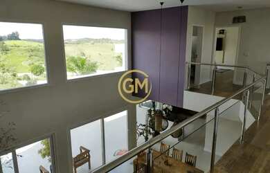 Imagem 16: Sobrado Alto Padrão em Condomínio Vista Privilegiada para Lago e Montanhas