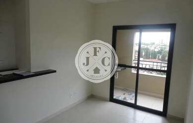 Imagem: O apartamento possui 1 Dormitório, 1 Banheiro, 1 Vaga na garagem