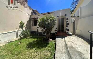 Imagem: A casa possui 4 Dormitórios, 1 Banheiro, 79m² de Área e