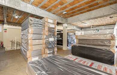 Imagem 7: Imóvel à venda com 1085m² de área total no Jardim Social em Curitiba