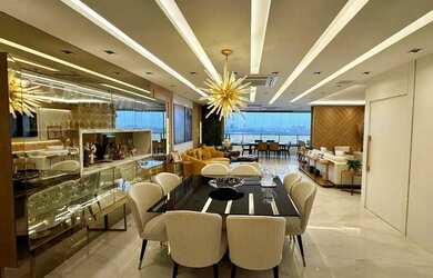 Imagem: O apartamento possui 3 Dormitórios, 4 Banheiros, 4 Vagas na