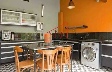 Imagem: O apartamento possui 5 Dormitórios, 5 Banheiros e 109m² de