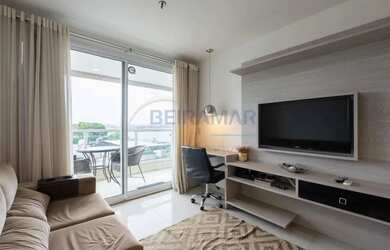 Imagem: O apartamento possui 1 Dormitório, 1 Banheiro, 1 Vaga na garagem