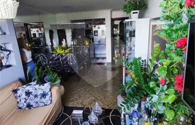 Imagem: O apartamento possui 3 Dormitórios, 3 Banheiros, 1 Vaga na