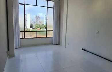 Imagem: O apartamento possui 1 Dormitório, 1 Banheiro e 60m² de Área